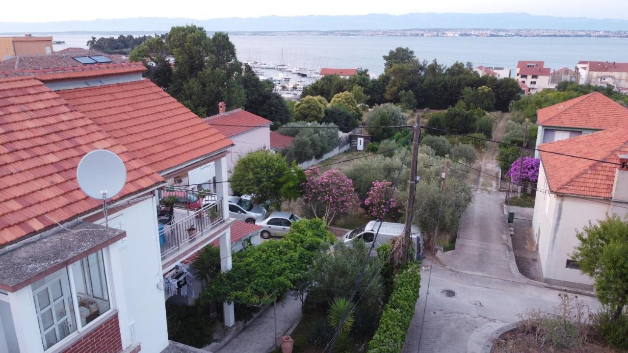 Apartman Sara Preko Eksteriør bilde